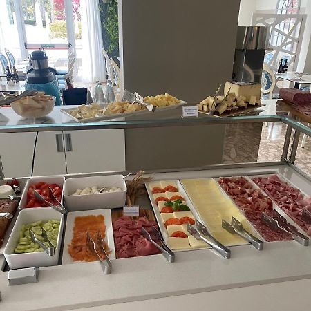 Hotel Croce Di Malta Lignano Sabbiadoro Luaran gambar