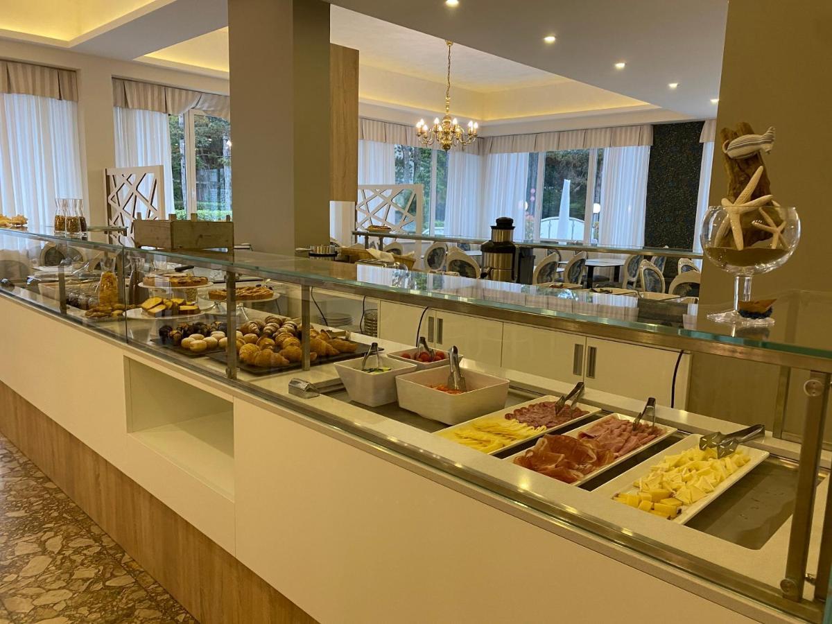Hotel Croce Di Malta Lignano Sabbiadoro Luaran gambar