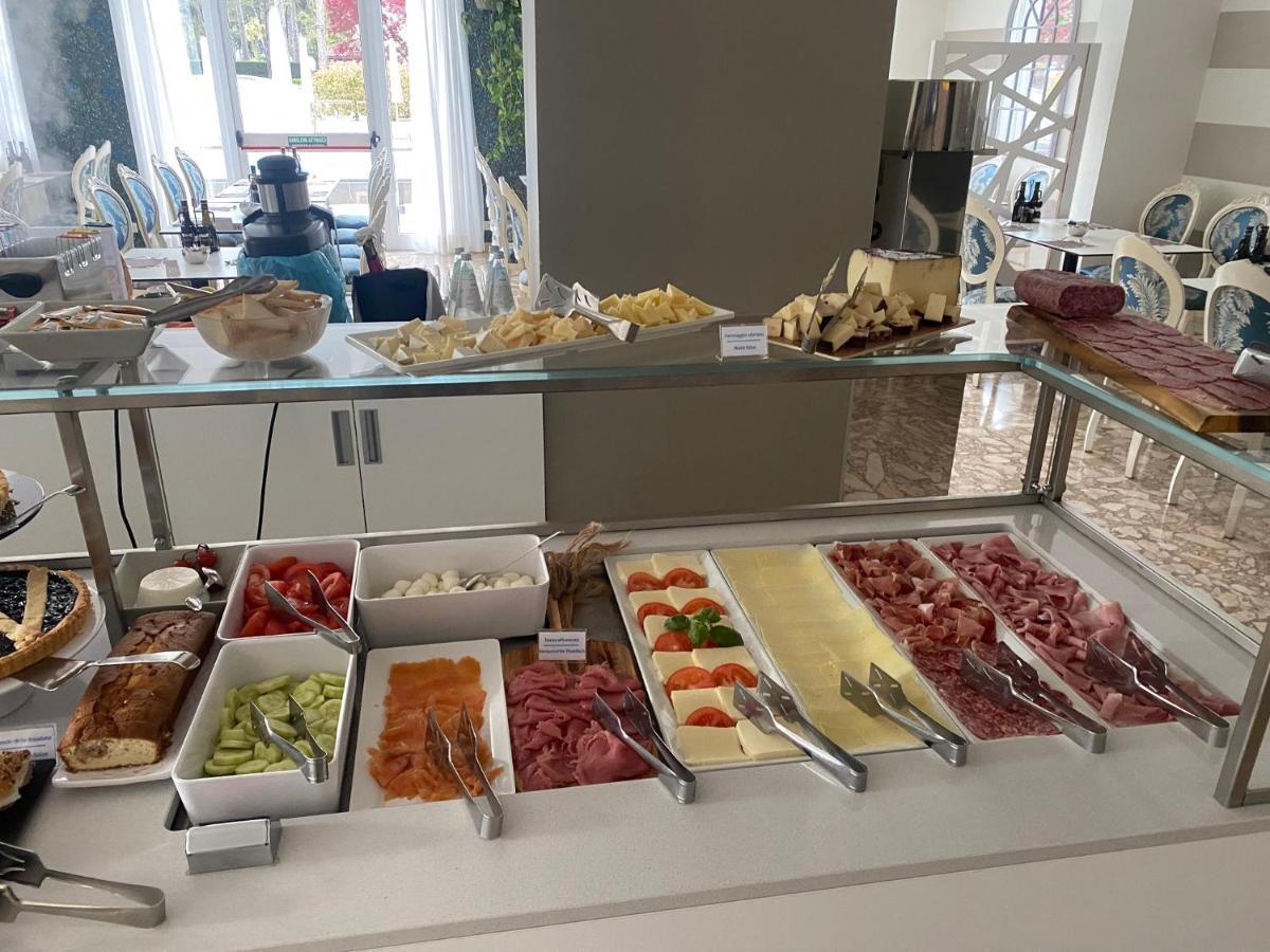 Hotel Croce Di Malta Lignano Sabbiadoro Luaran gambar
